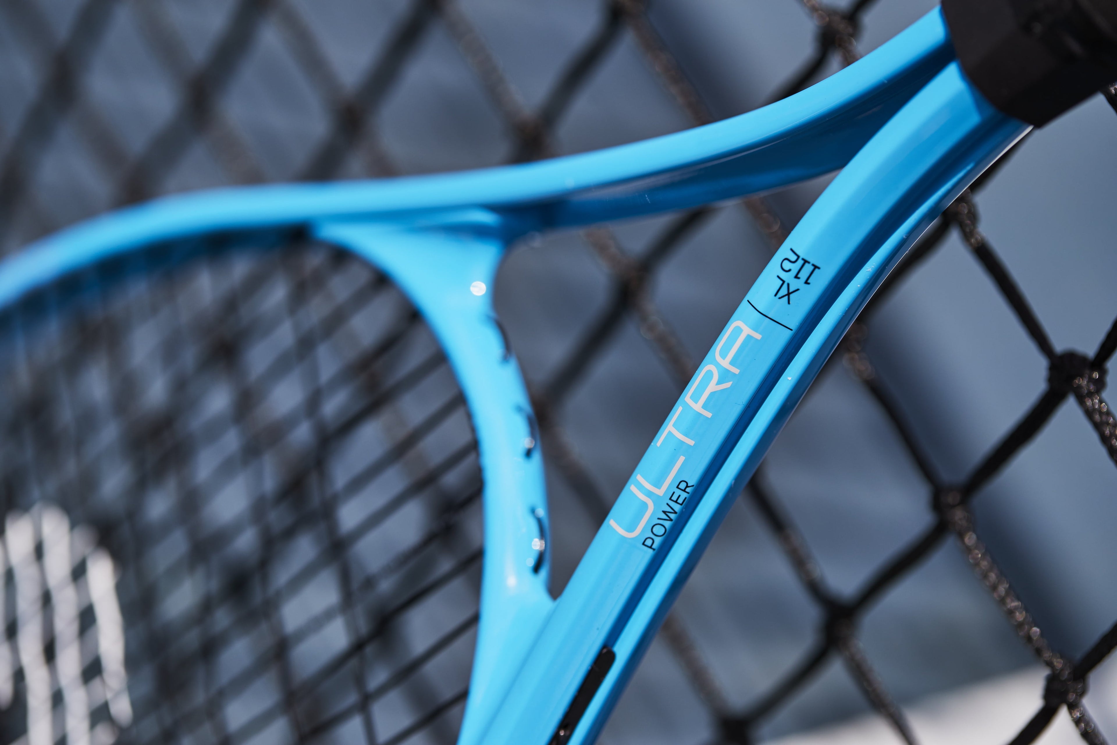 Wilson x Gatorade Tennis Power Play Kit - Includes Wilson Ultra Power XL 112 Tennis Racket, Championship Extra-Duty Tennis Balls, and Gatorade Overtime Blue Water Bottle